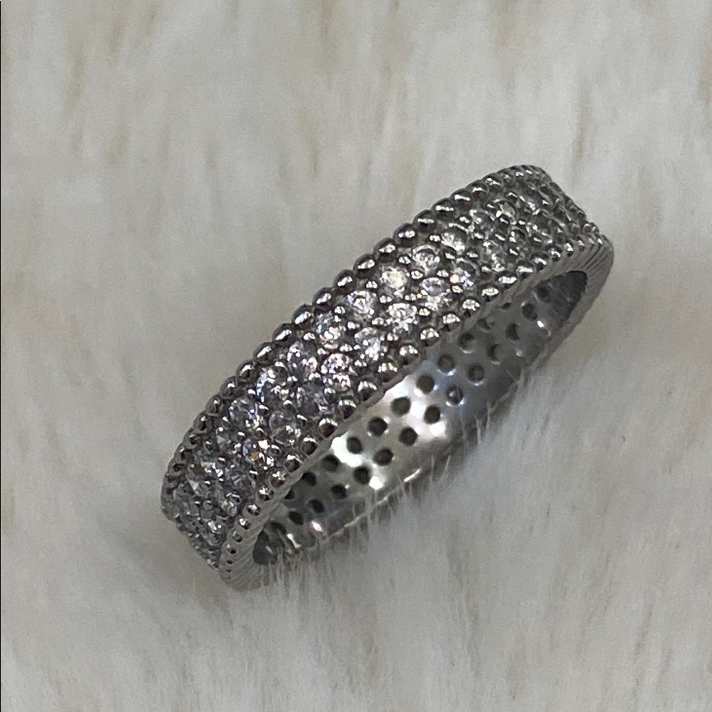 Eternity Band - Picture 5 of 5